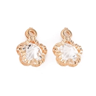 20 forgyldte blomster vedhæng med hvid sten